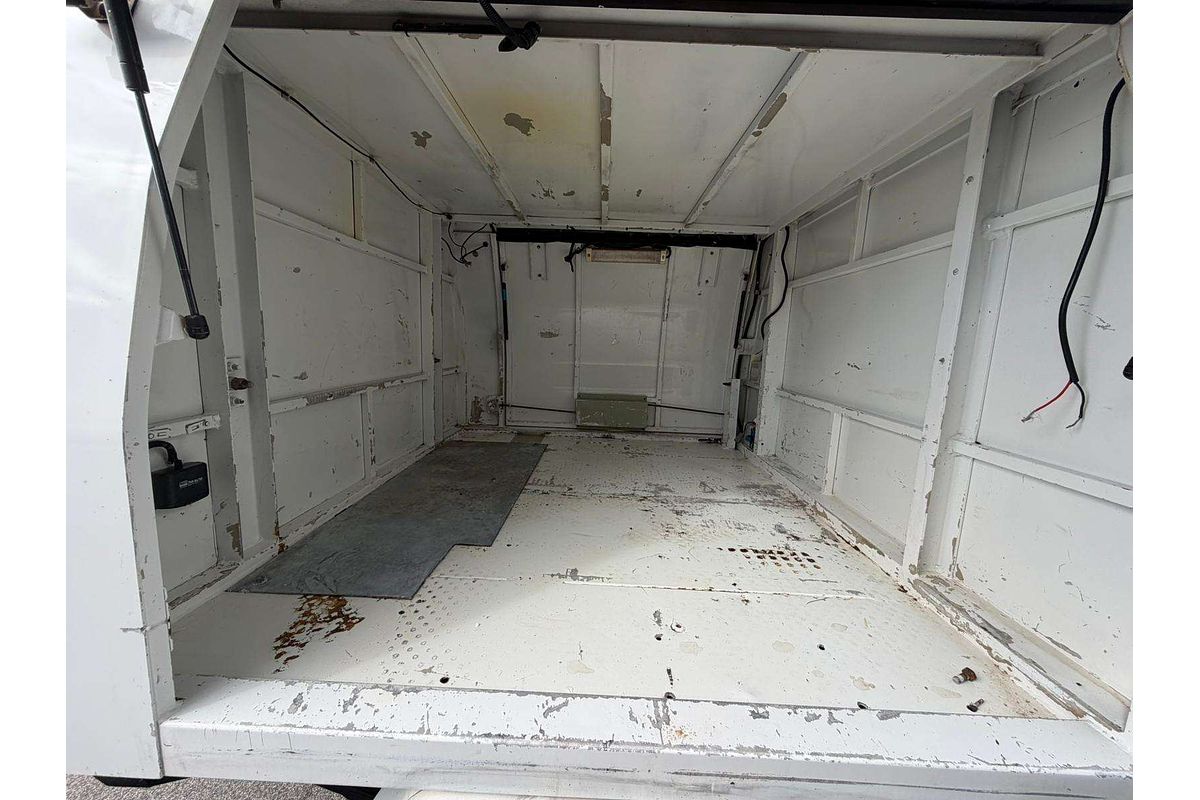 2010 Toyota Hilux SR KUN26R 4X4