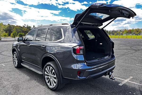 2024 Ford Everest Platinum 3.0L