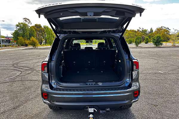 2024 Ford Everest Platinum 3.0L