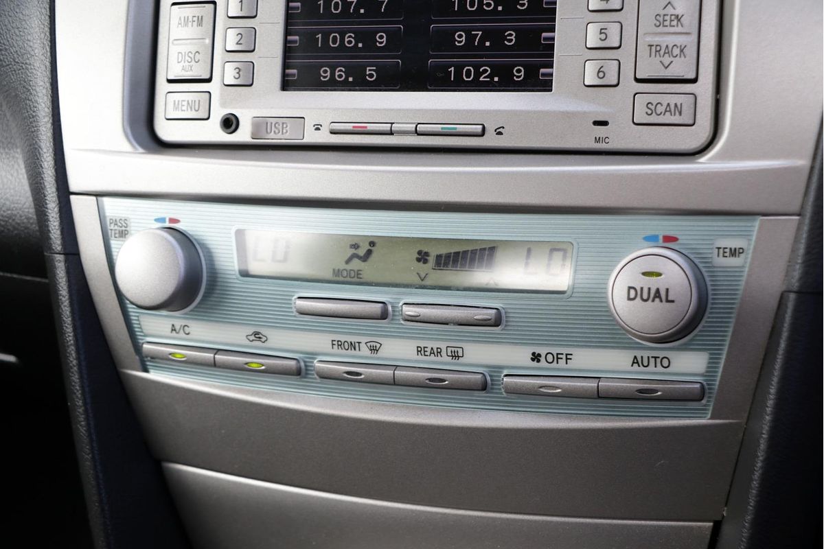 2010 Toyota Camry Altise ACV40R