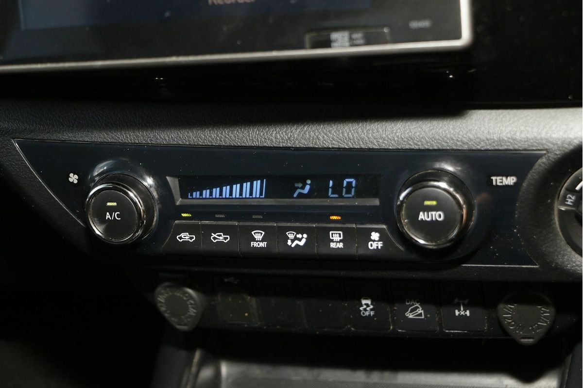 2019 Toyota Hilux SR5 GUN126R 4X4