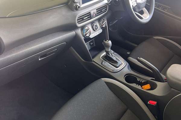 2020 Hyundai Kona Go OS.3