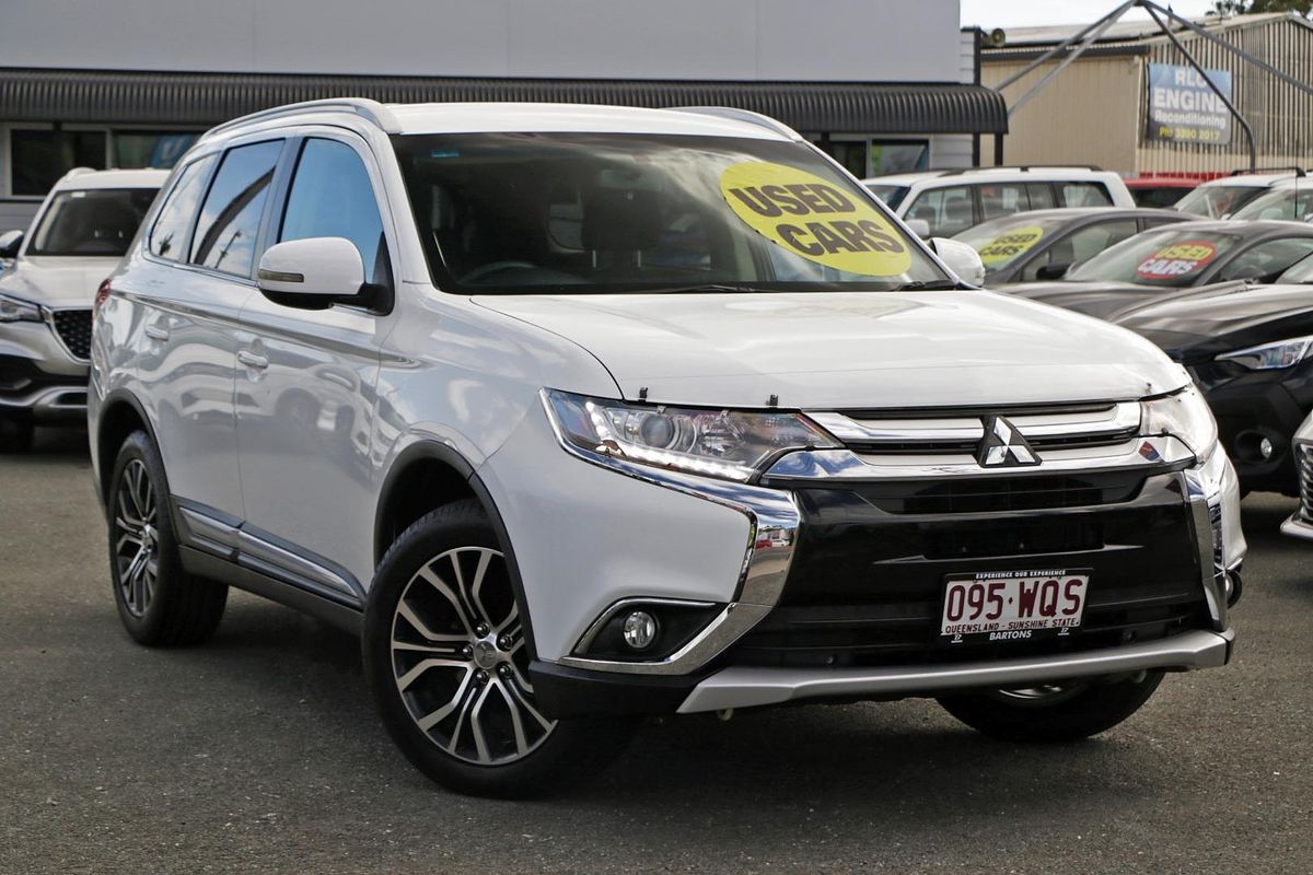 2016 Mitsubishi Outlander LS Safety Pack ZK