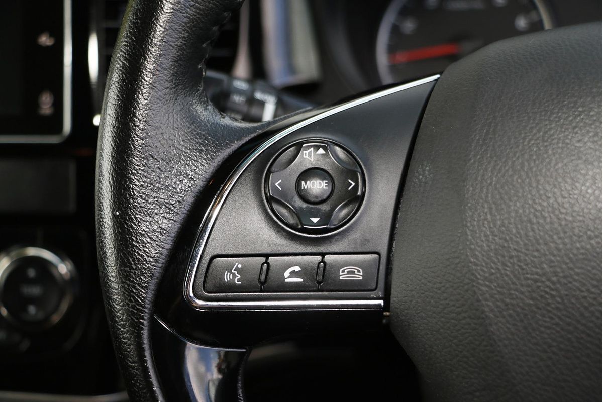 2016 Mitsubishi Outlander LS Safety Pack ZK