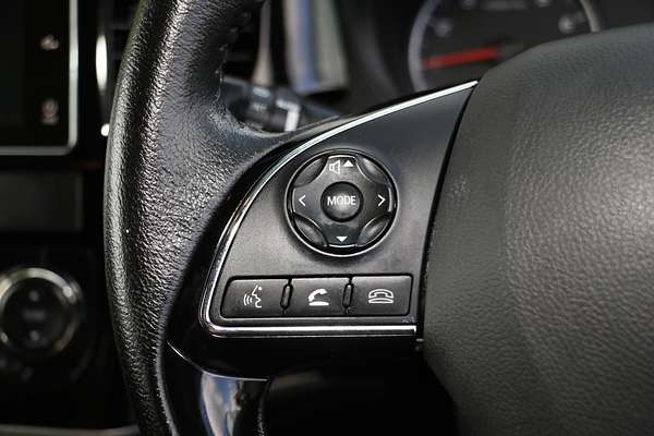 2016 Mitsubishi Outlander LS Safety Pack ZK