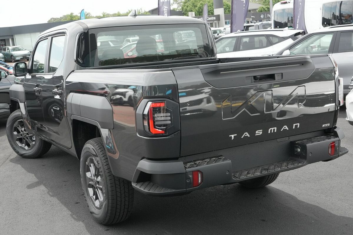 2025 Kia Tasman SX TK 4X4