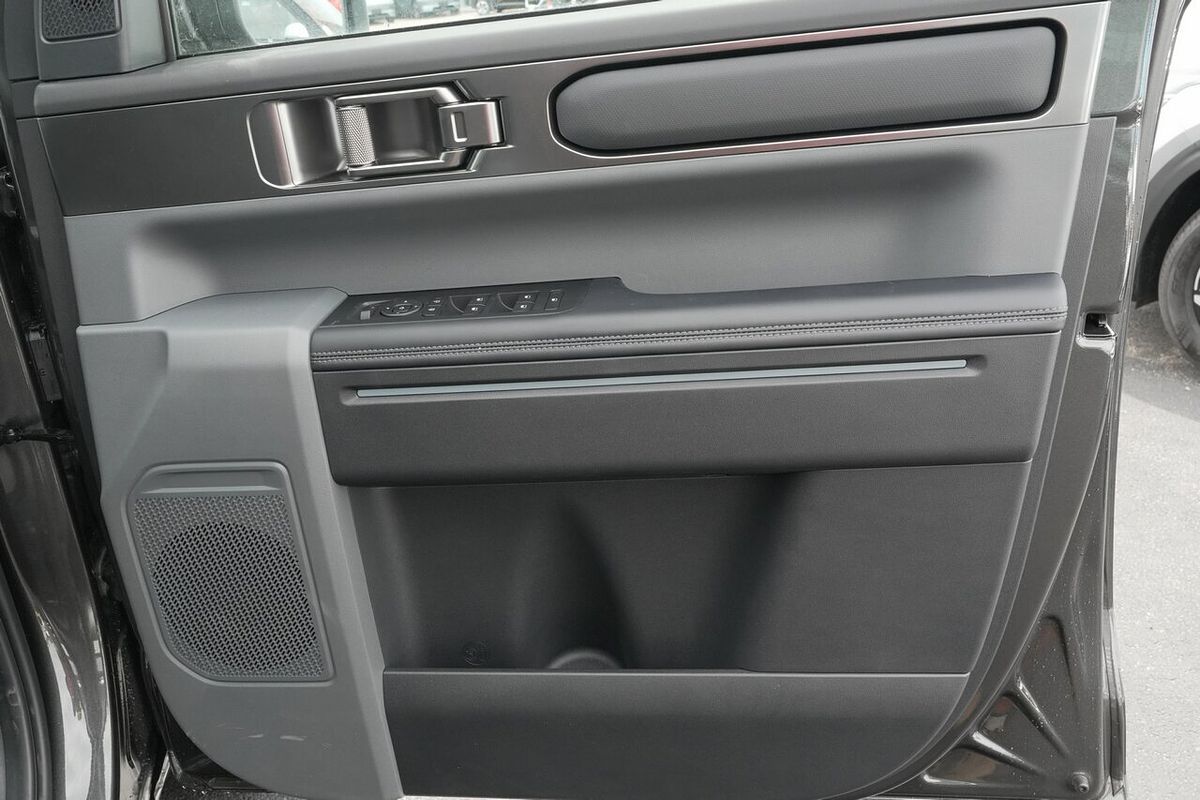 2025 Kia Tasman SX TK 4X4