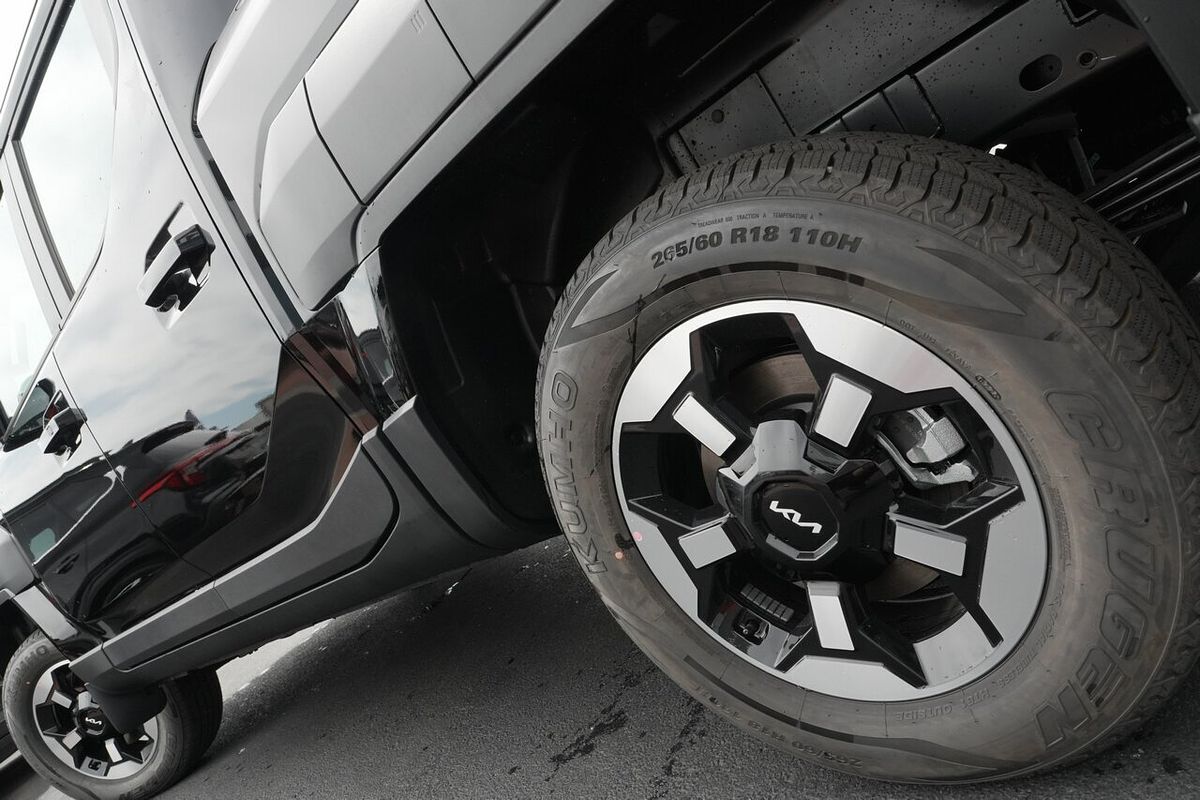 2025 Kia Tasman SX+ TK 4X4