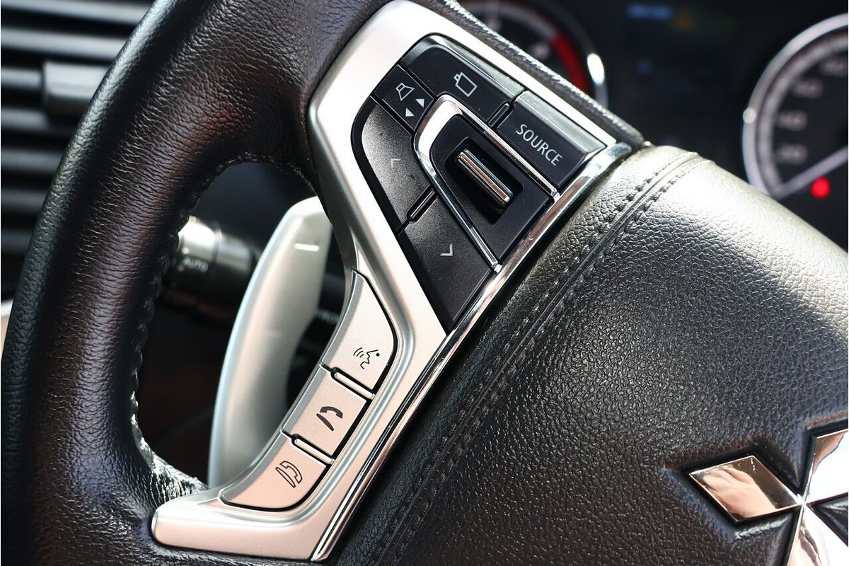 2020 Mitsubishi Triton GSR MR 4X4