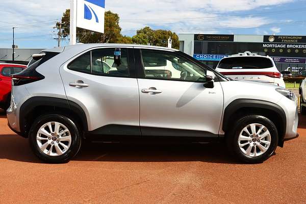 2024 Toyota Yaris Cross GX MXPJ10R