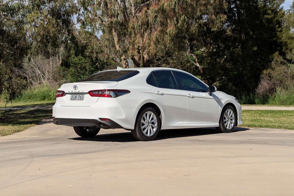 2022 Toyota Camry Ascent AXVH70R