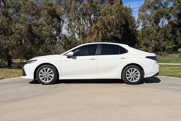 2022 Toyota Camry Ascent AXVH70R