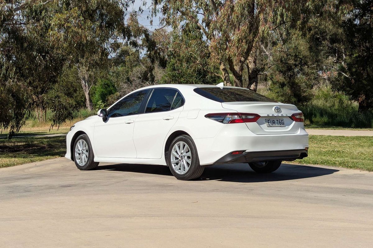 2022 Toyota Camry Ascent AXVH70R