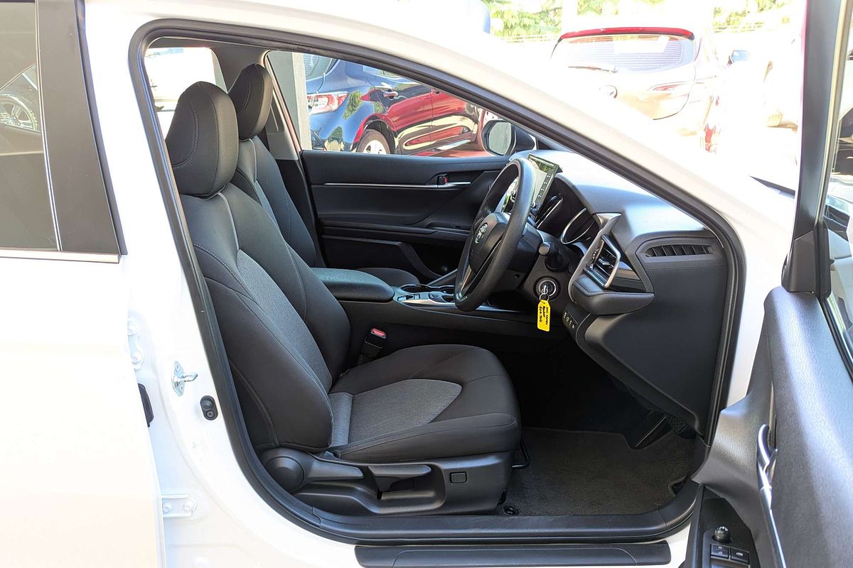 2022 Toyota Camry Ascent AXVH70R