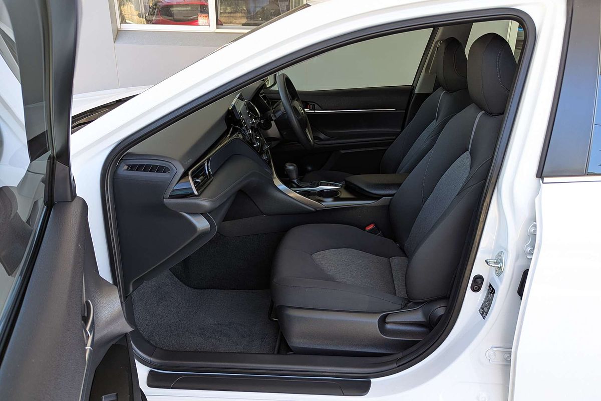 2022 Toyota Camry Ascent AXVH70R