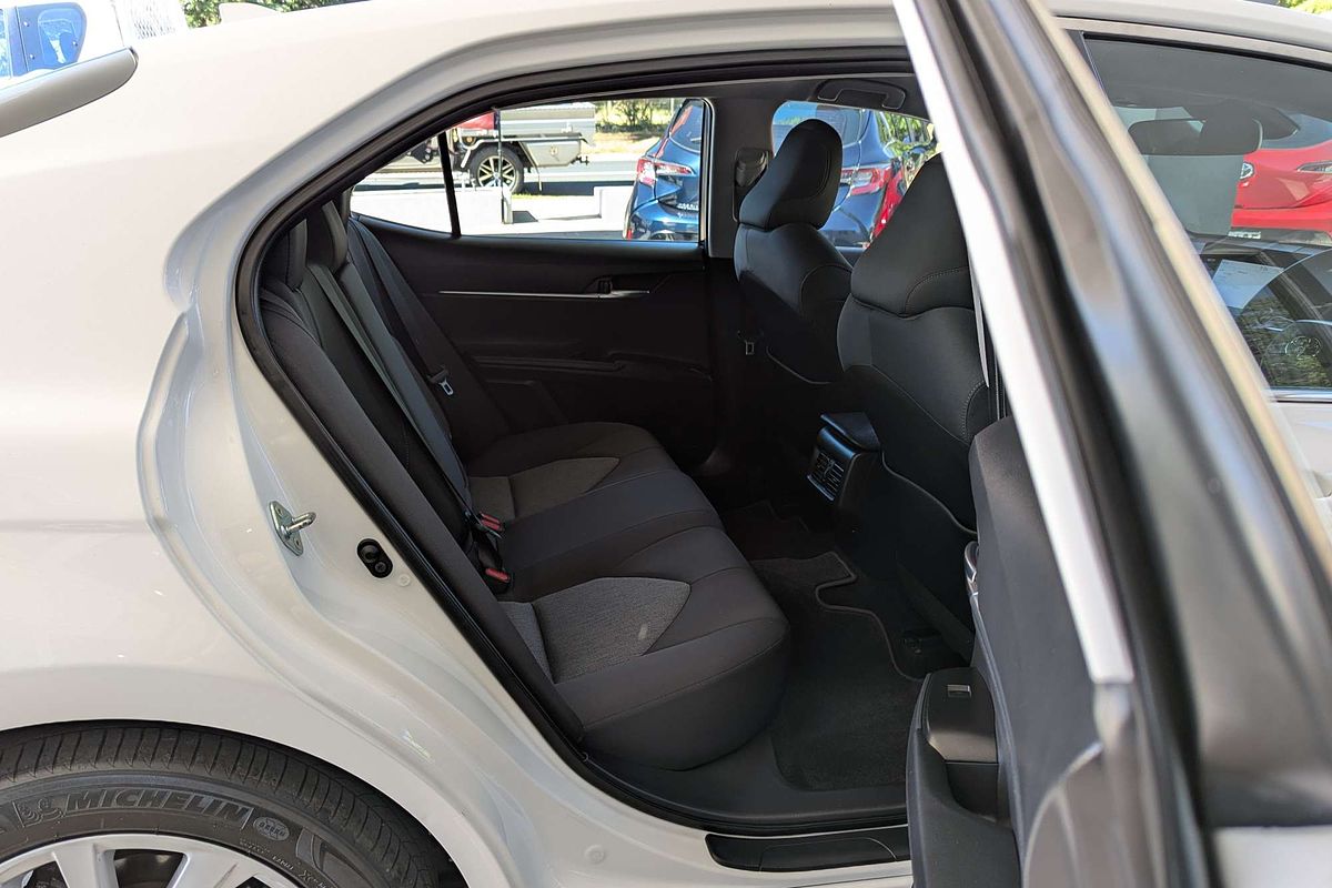 2022 Toyota Camry Ascent AXVH70R