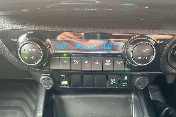 2022 Toyota Hilux SR5 GUN126R 4X4