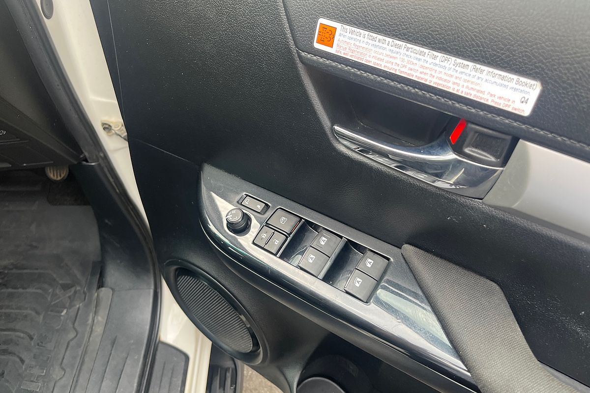 2022 Toyota Hilux SR5 GUN126R 4X4