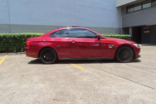 2010 BMW 3 Series 320d E92