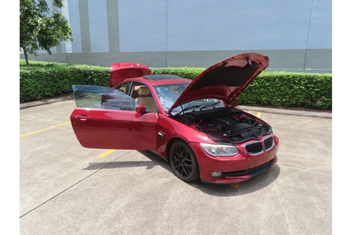 2010 BMW 3 Series 320d E92