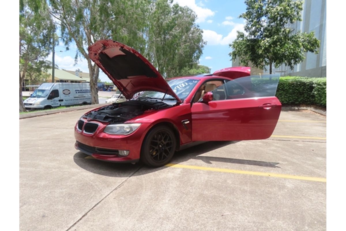 2010 BMW 3 Series 320d E92