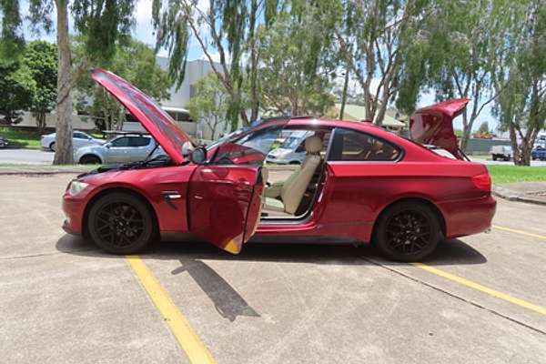 2010 BMW 3 Series 320d E92