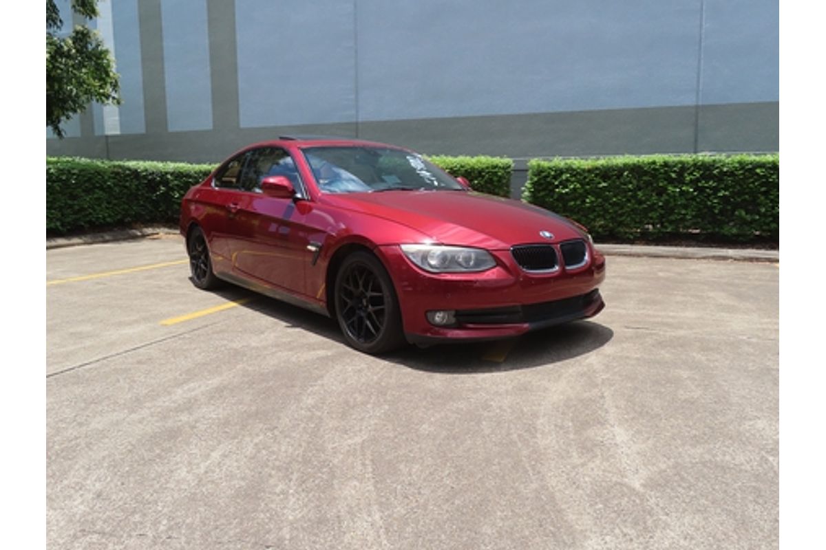 2010 BMW 3 Series 320d E92