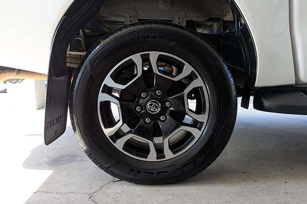2021 Toyota Hilux SR5 GUN126R 4X4