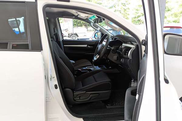 2021 Toyota Hilux SR5 GUN126R 4X4