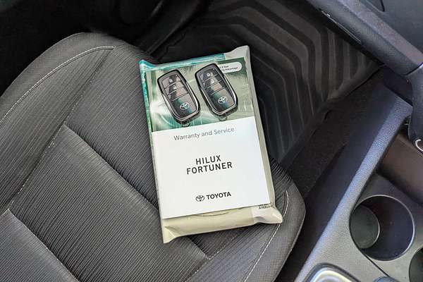 2021 Toyota Hilux SR5 GUN126R 4X4