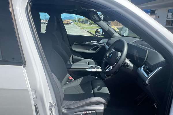 2025 BMW X1 xDrive20i M Sport U11