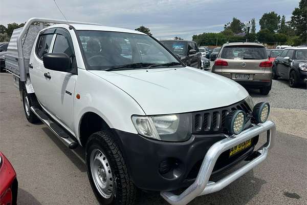 2006 Mitsubishi Triton GLX ML REAR WHEEL DRIVE