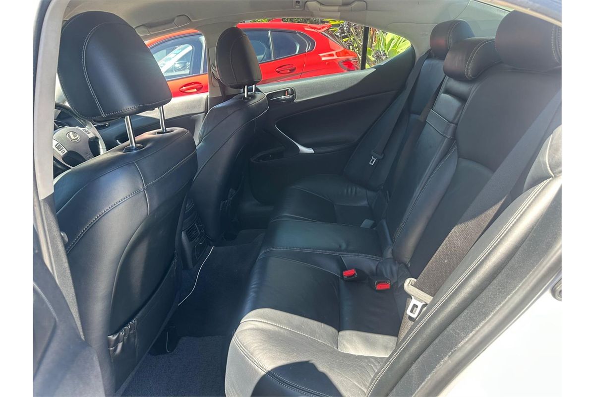 2012 Lexus IS IS250 Prestige GSE20R