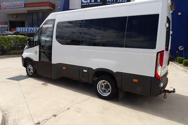 2019 Iveco Daily Minibus Shuttle 12