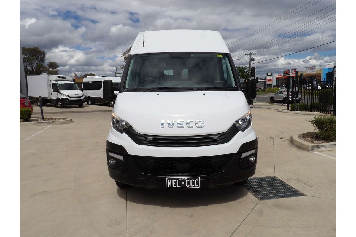 2019 Iveco Daily Minibus Shuttle 12