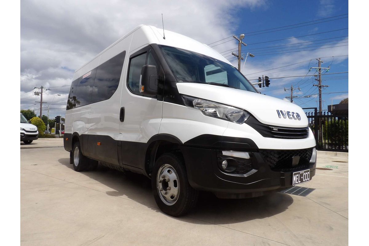 2019 Iveco Daily Minibus Shuttle 12