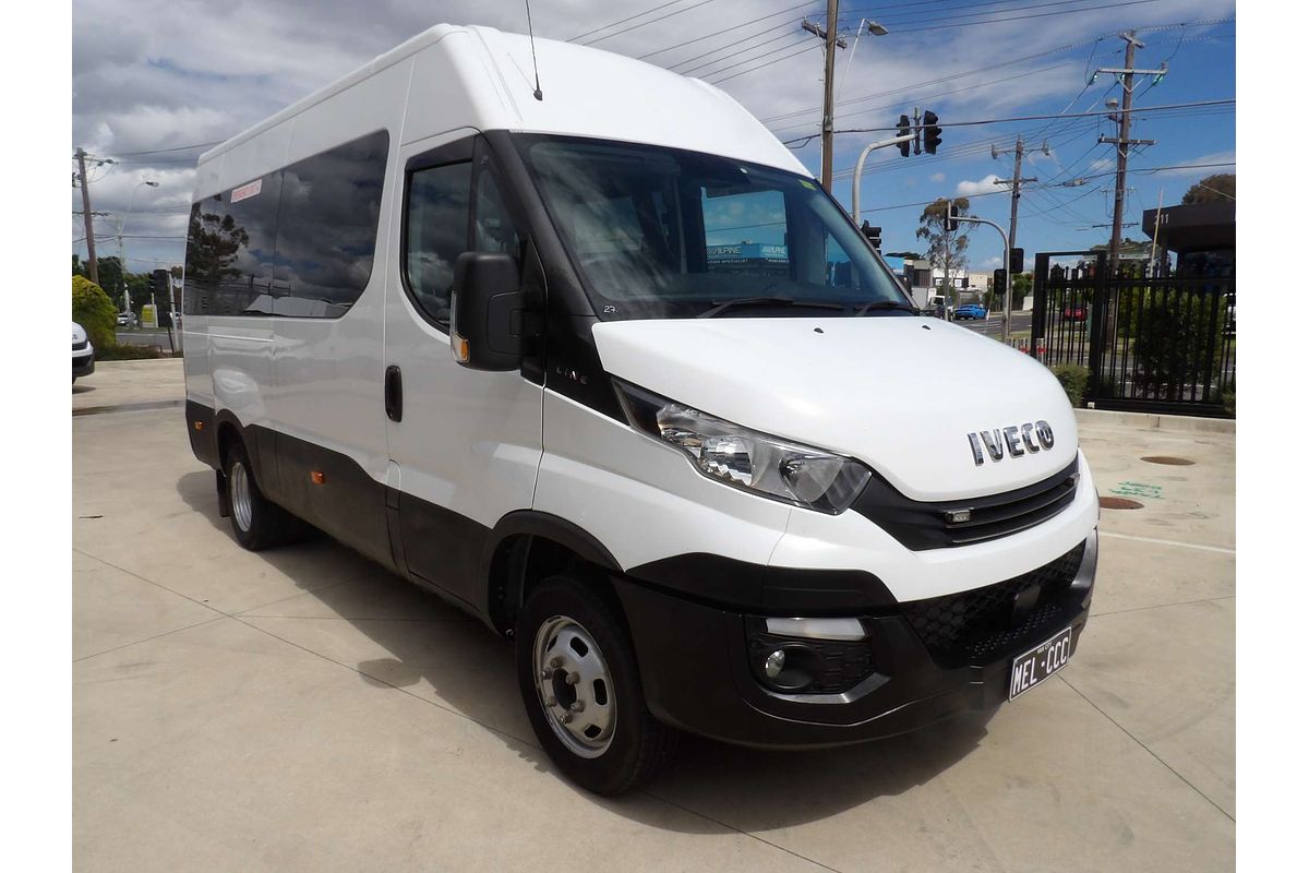 2019 Iveco Daily Minibus Shuttle 12