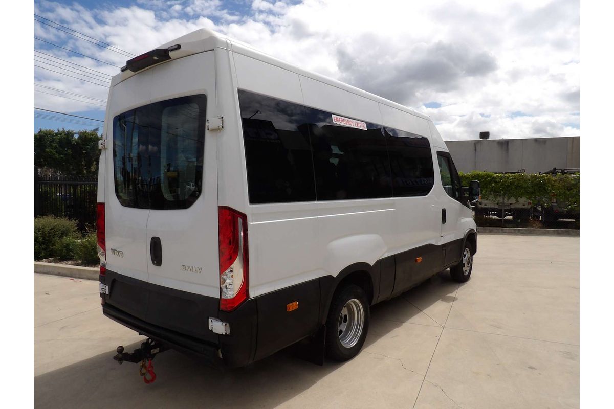 2019 Iveco Daily Minibus Shuttle 12