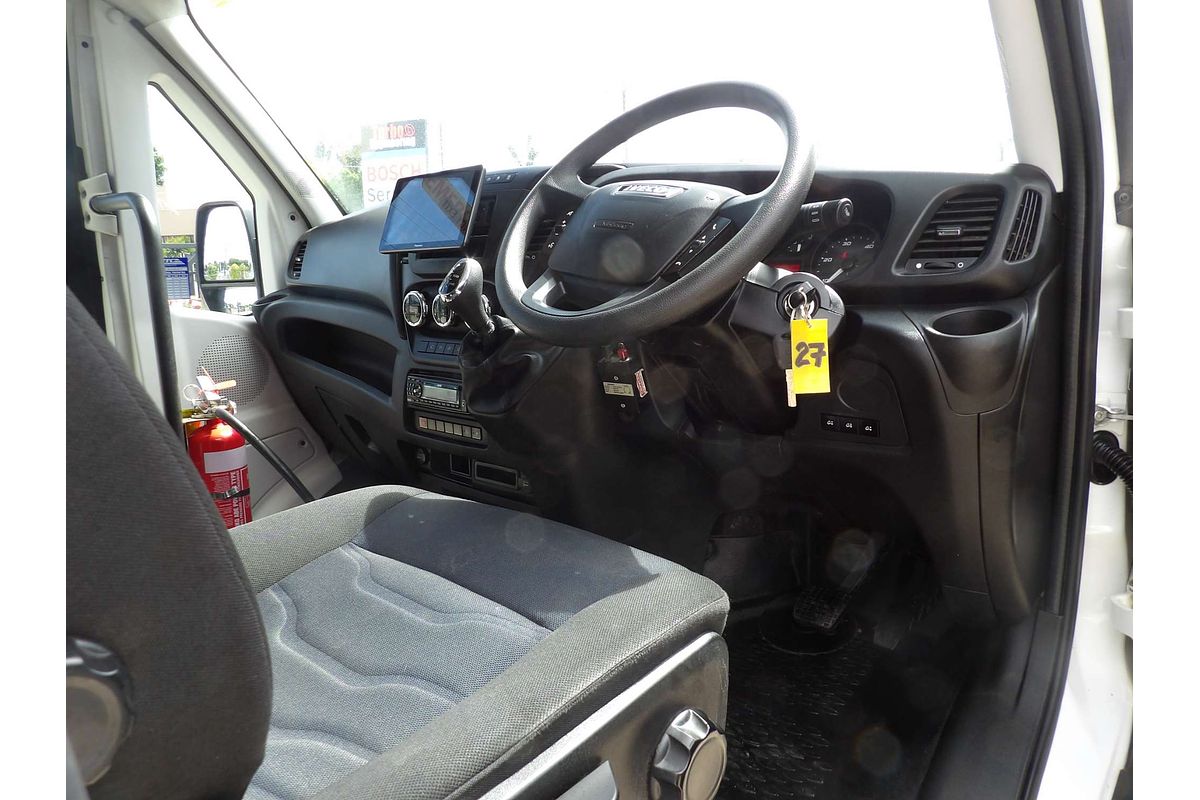 2019 Iveco Daily Minibus Shuttle 12