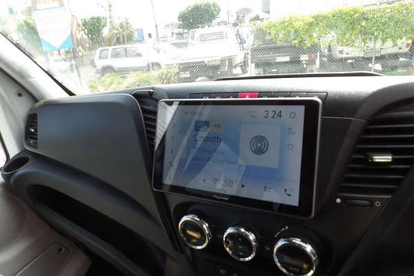 2019 Iveco Daily Minibus Shuttle 12