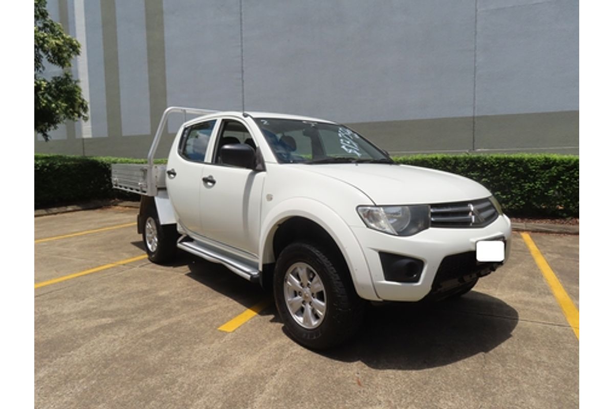 2014 Mitsubishi Triton GLX MN 4X4