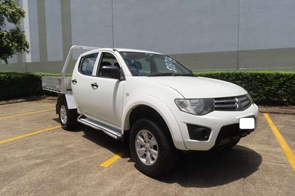 2014 Mitsubishi Triton GLX MN 4X4
