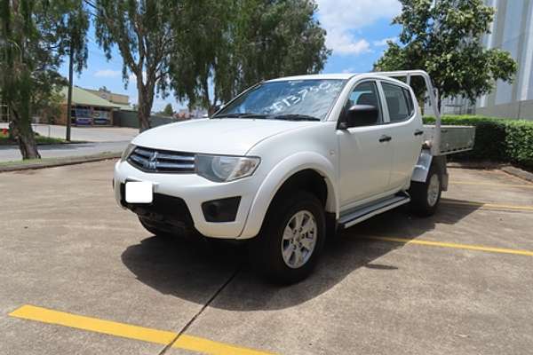 2014 Mitsubishi Triton GLX MN 4X4