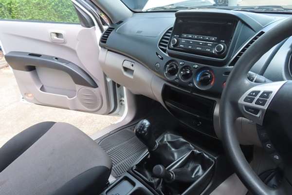 2014 Mitsubishi Triton GLX MN 4X4