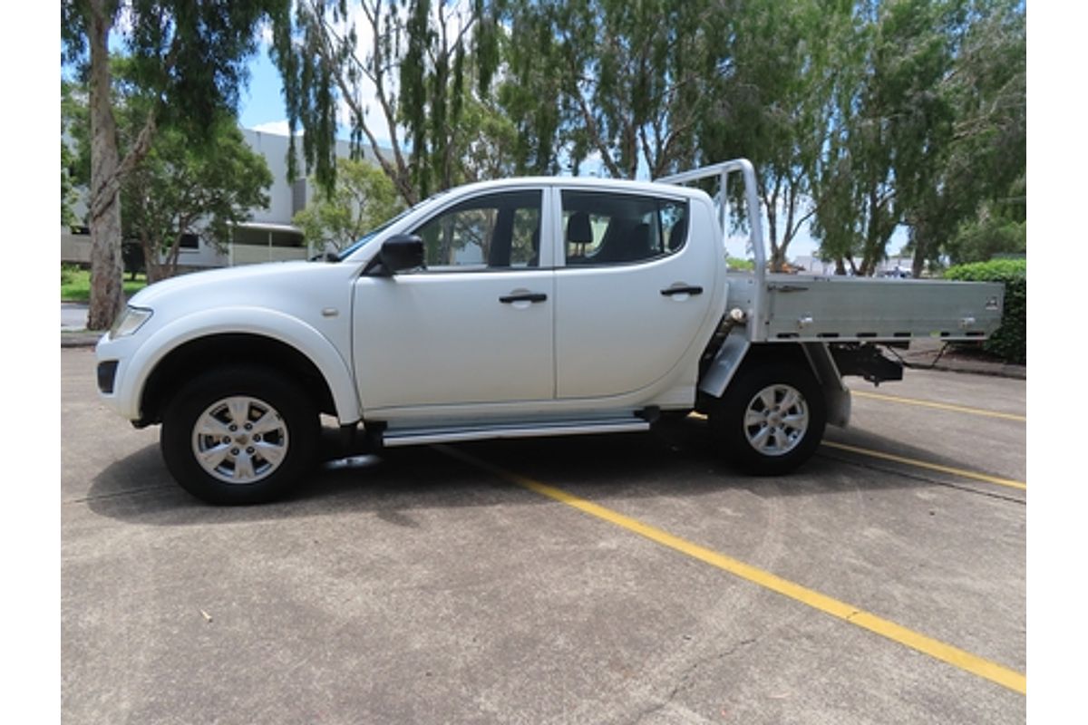 2014 Mitsubishi Triton GLX MN 4X4
