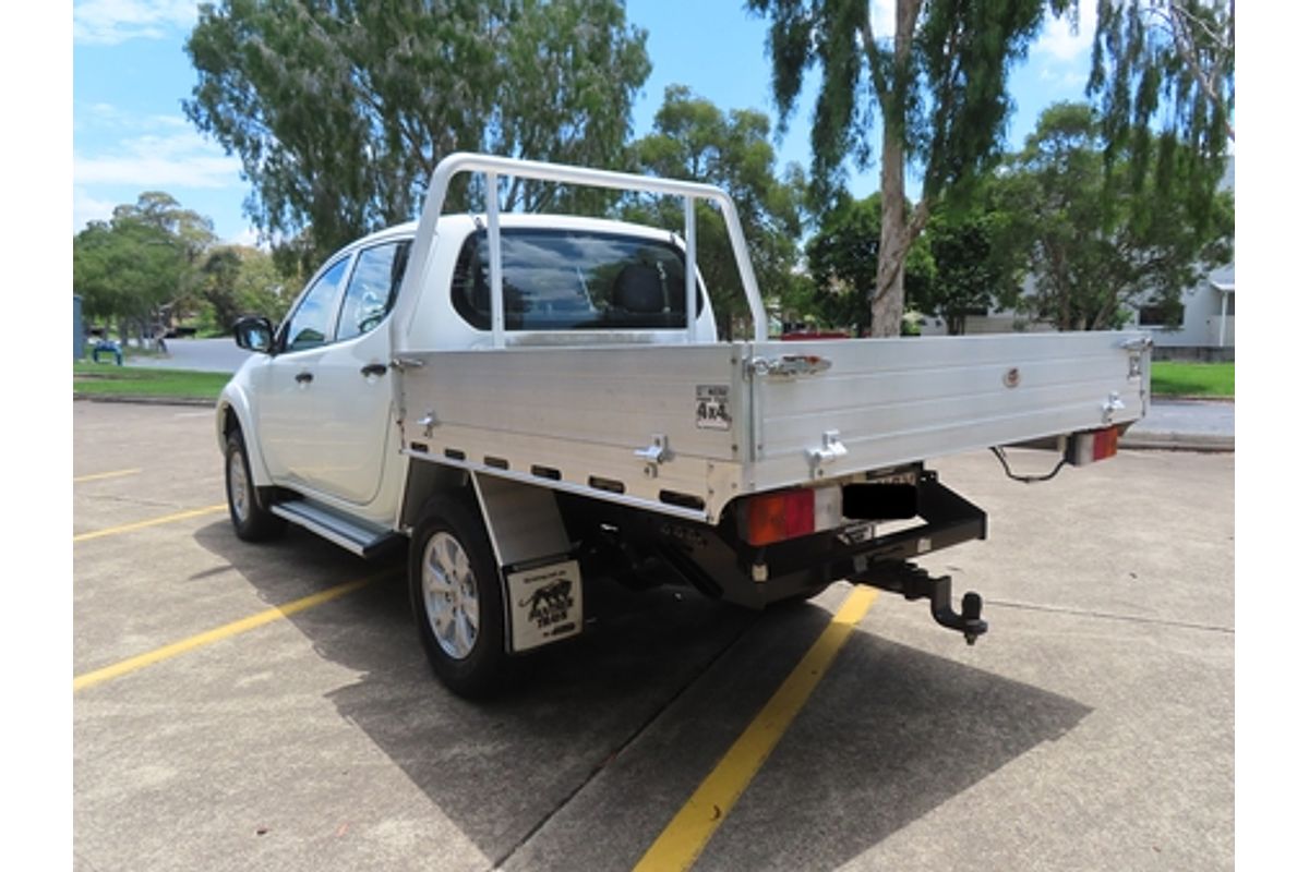 2014 Mitsubishi Triton GLX MN 4X4