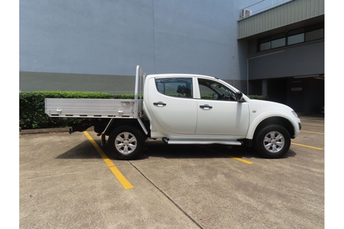 2014 Mitsubishi Triton GLX MN 4X4