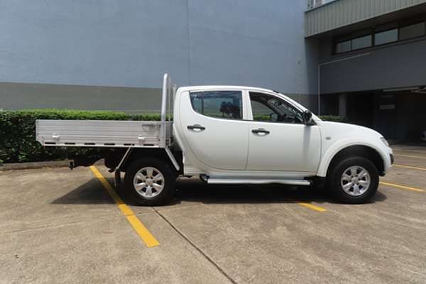 2014 Mitsubishi Triton GLX MN 4X4