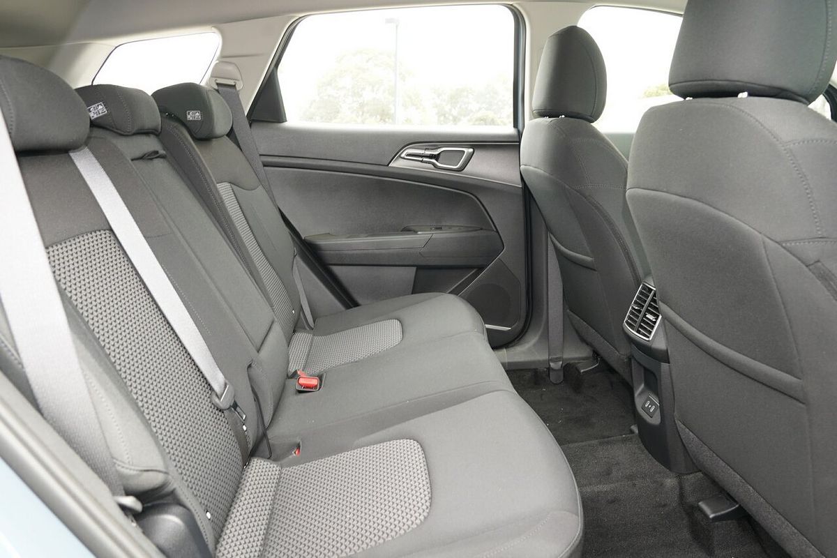 2025 Kia Sportage S NQ5