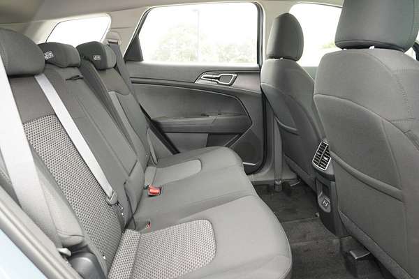 2025 Kia Sportage S NQ5